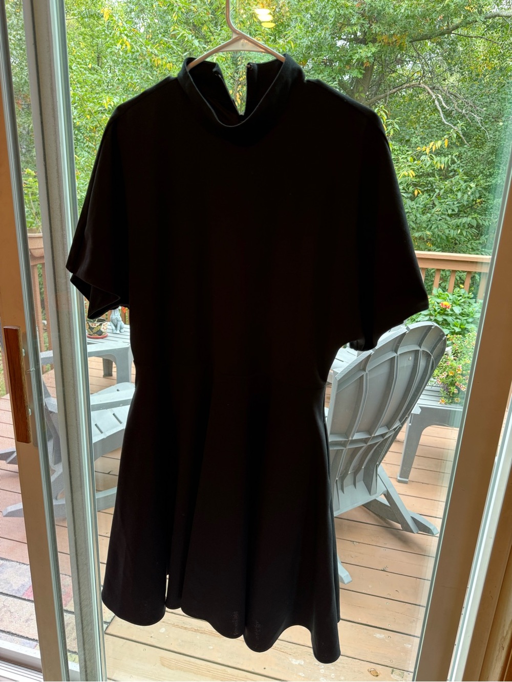 Alexia Admor Black Short-Sleeve Fit & Flare Dress